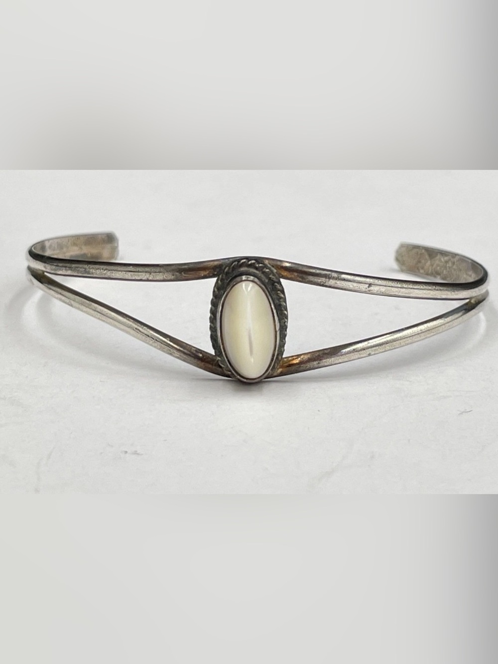 Vintage Southwestern Sterling Silver Mother of Pearl Cuff Bracelet